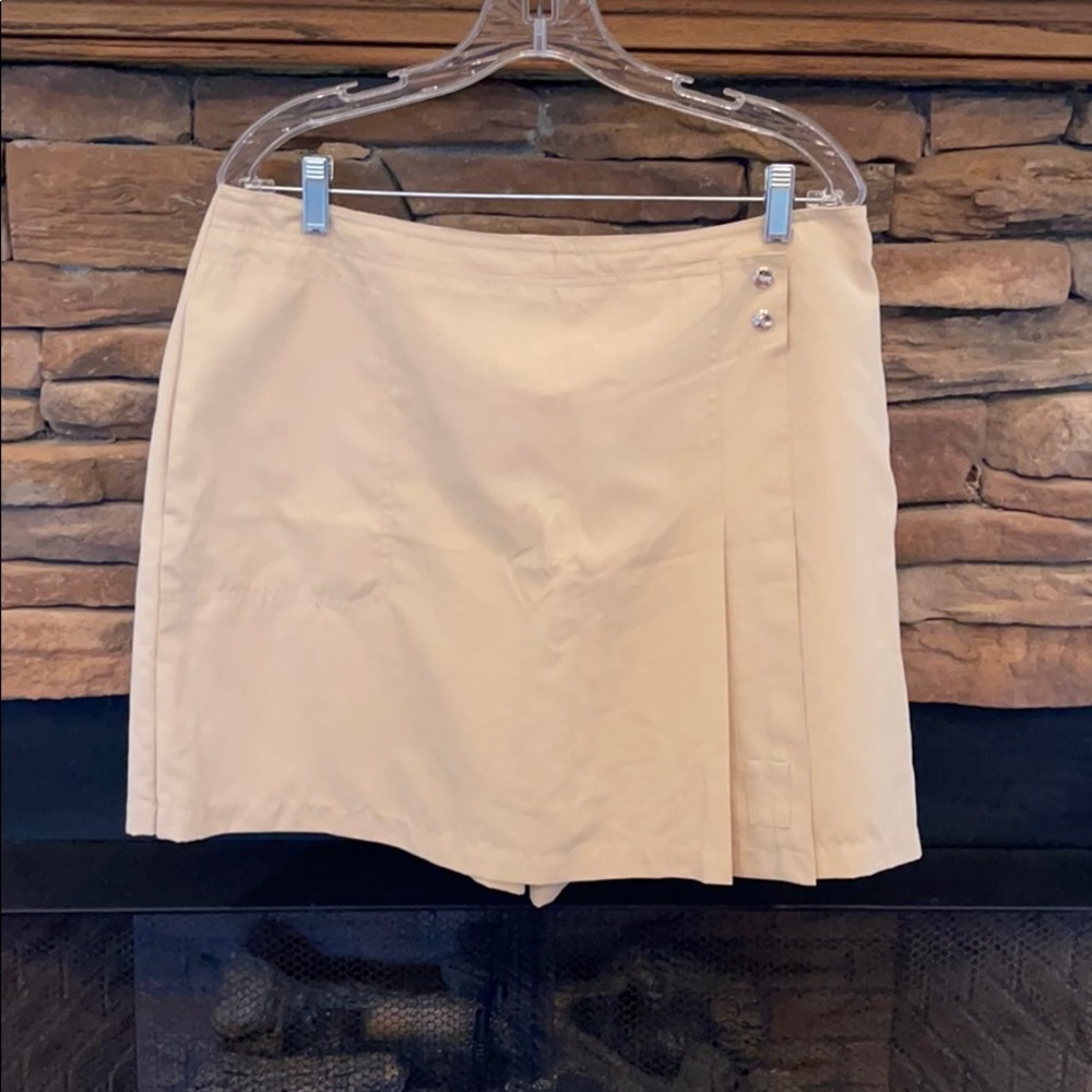 Izod Skirt